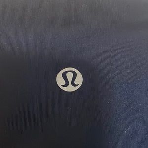 Size 6 Lululemon leggings navy